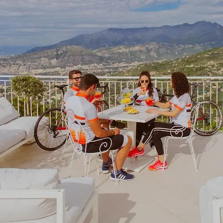 Lejlighedshotel Le Terrazze 3*