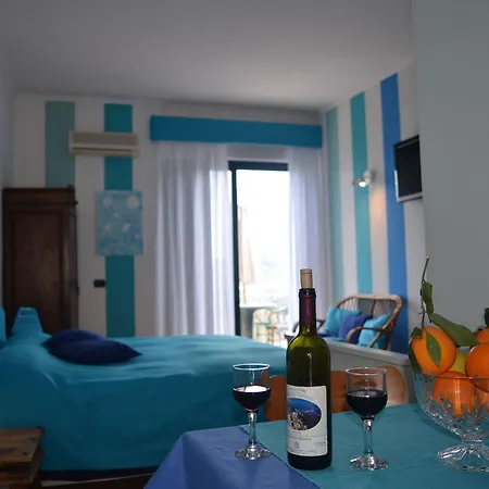 Le Terrazze Aparthotel 3*