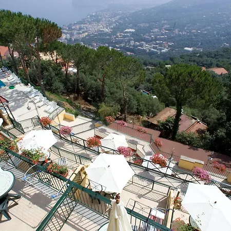 Aparthotel Le Terrazze Sorrento