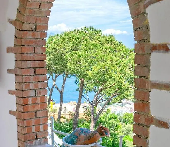 Le Terrazze Apartmanhotel 3*