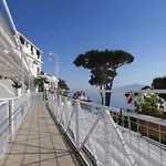 Ξενοδοχείο με διαμερίσματα Le Terrazze 3*